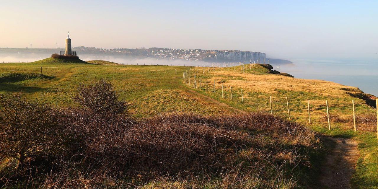 La Verriere. Les Locations Isahora C'Est Aussi Plusieurs Appart' De Standing A 2 Pas Du Chateau D'Eu, Des Falaises Du Treport, De Mers Les Bains Et Aux Portes De La Baie De Somme Eu (Seine-Maritime) Ngoại thất bức ảnh