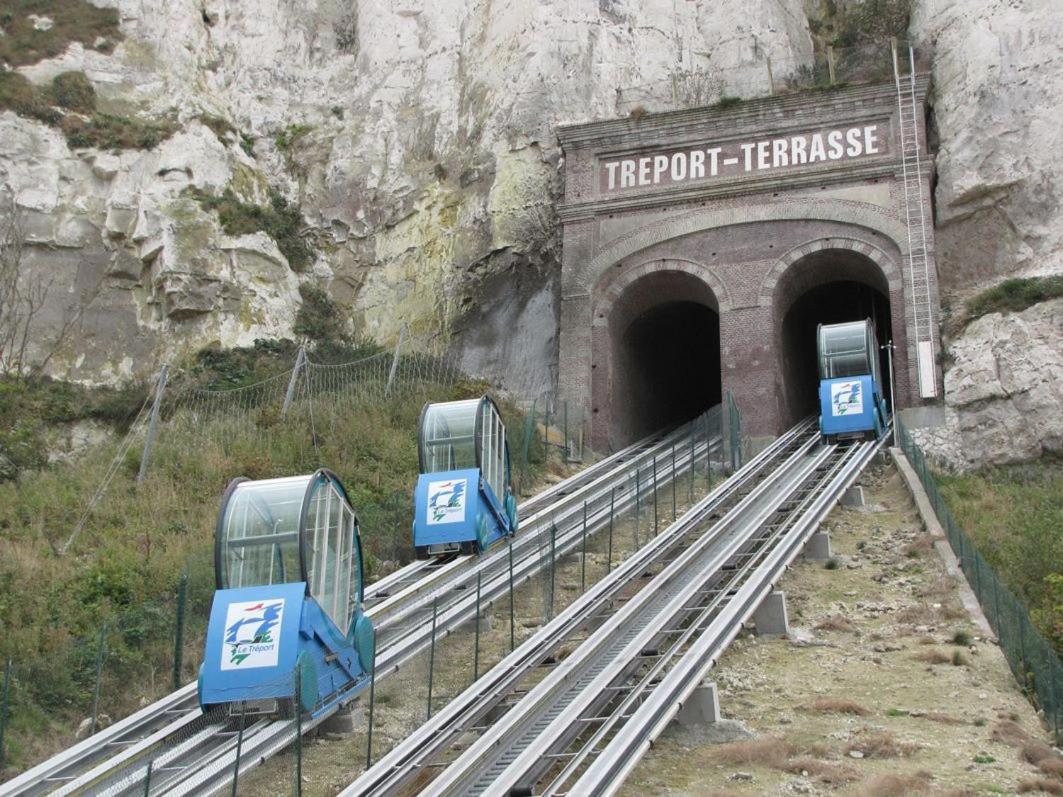 La Verriere. Les Locations Isahora C'Est Aussi Plusieurs Appart' De Standing A 2 Pas Du Chateau D'Eu, Des Falaises Du Treport, De Mers Les Bains Et Aux Portes De La Baie De Somme Eu (Seine-Maritime) Ngoại thất bức ảnh