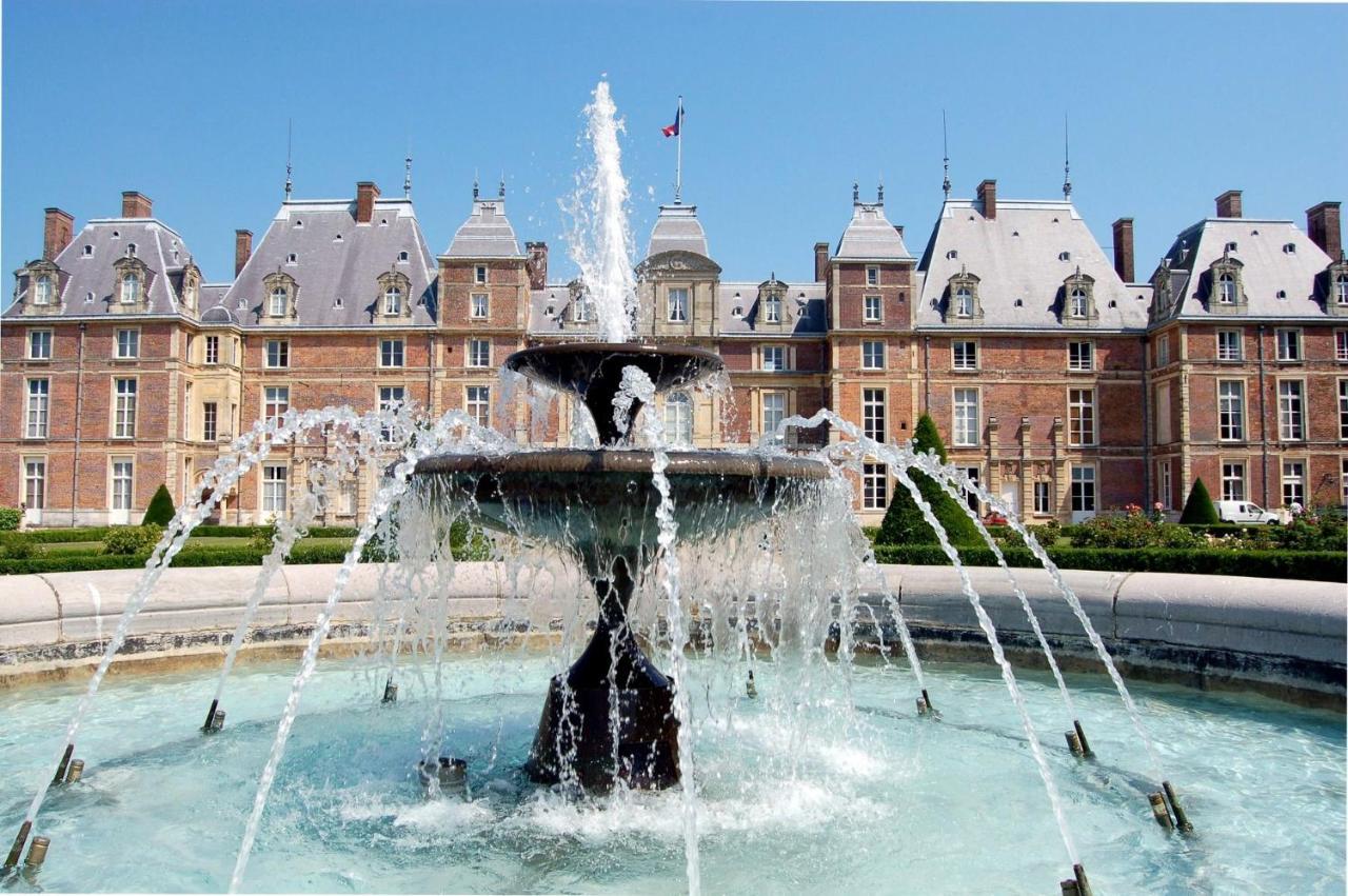 La Verriere. Les Locations Isahora C'Est Aussi Plusieurs Appart' De Standing A 2 Pas Du Chateau D'Eu, Des Falaises Du Treport, De Mers Les Bains Et Aux Portes De La Baie De Somme Eu (Seine-Maritime) Ngoại thất bức ảnh